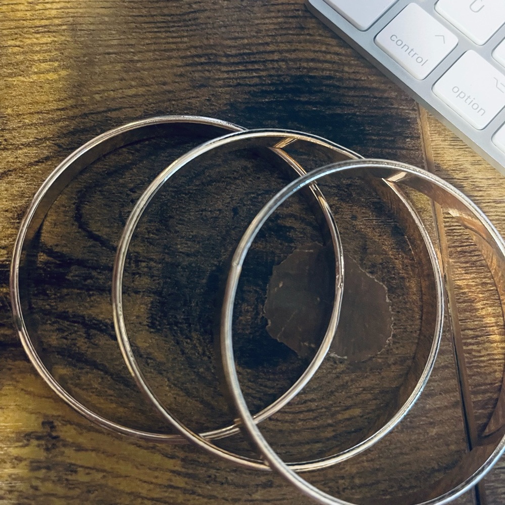 Francesca’s | Set of Three Gold Bangles